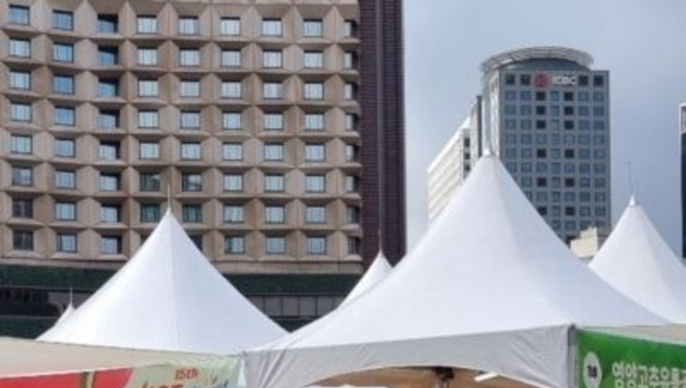 공무원 월급, 더 이상 ‘제자리걸음’ 안 된다